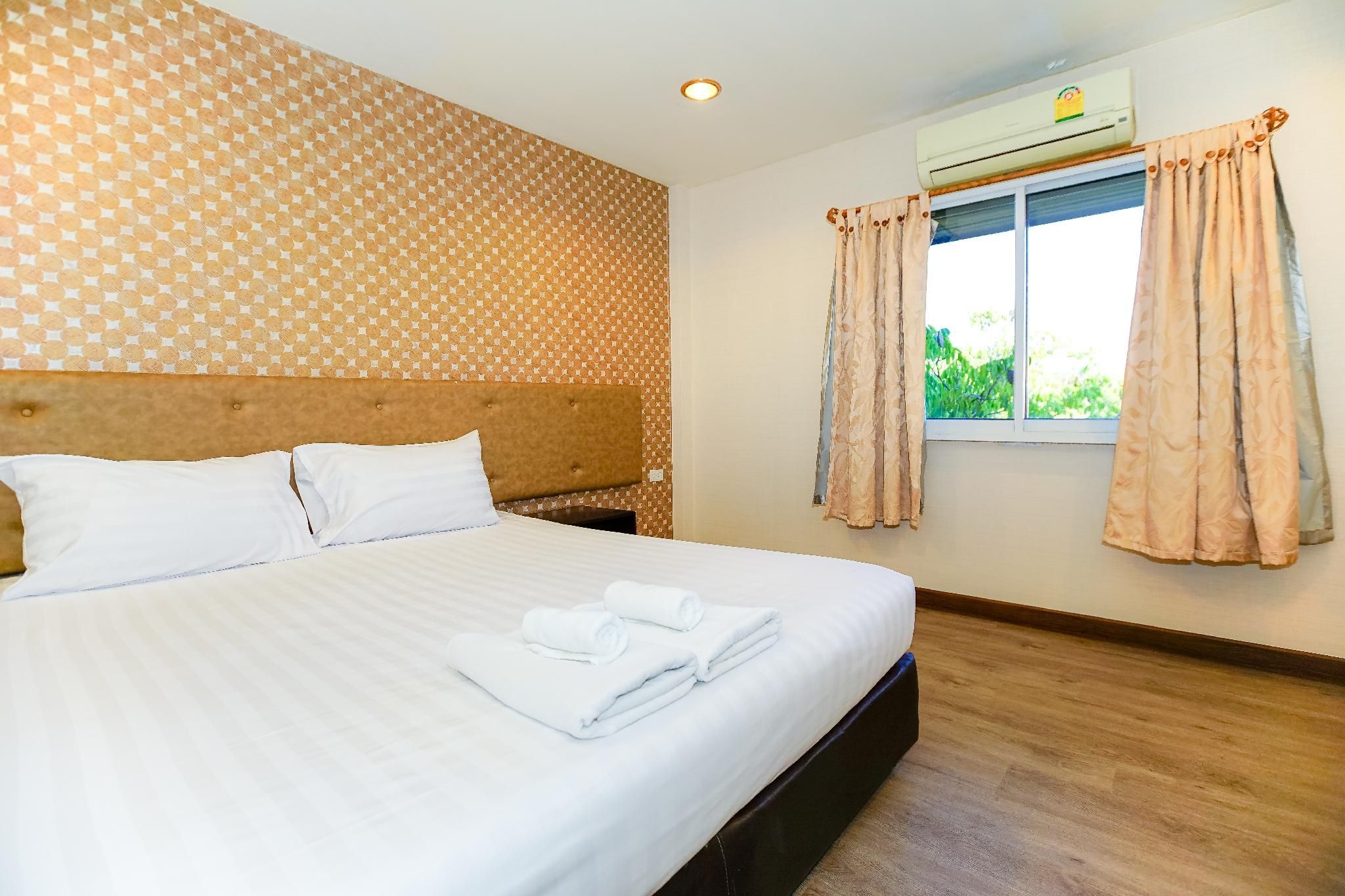 Superior City View Room