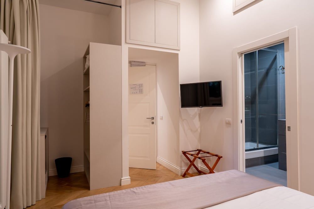 EBL Luxury Home Deluxe Room, 1 Bedroom 13