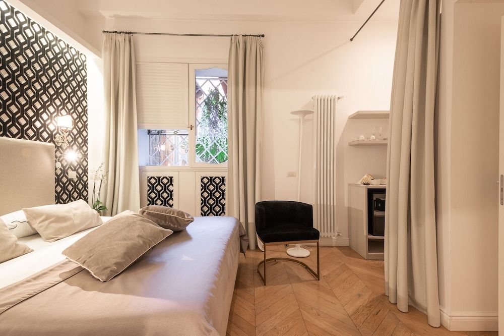 EBL Luxury Home Deluxe Room, 1 Bedroom 14