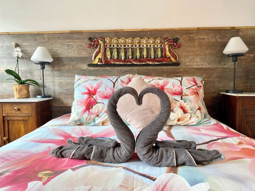 undefined Amsterdam B&B Barangay