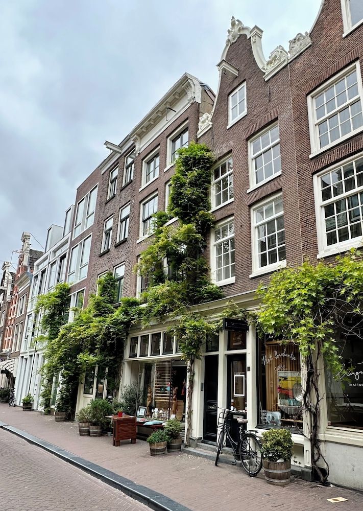 undefined Amsterdam B&B Barangay 4