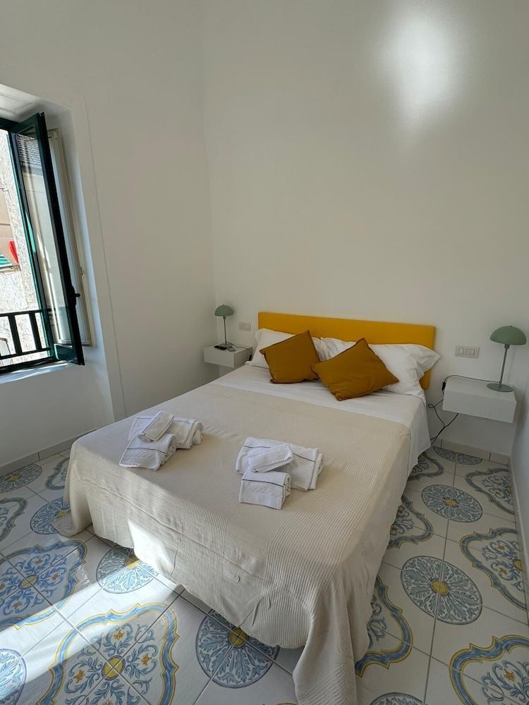 Il Vicoletto Family Quadruple Room (Amalfi) 3