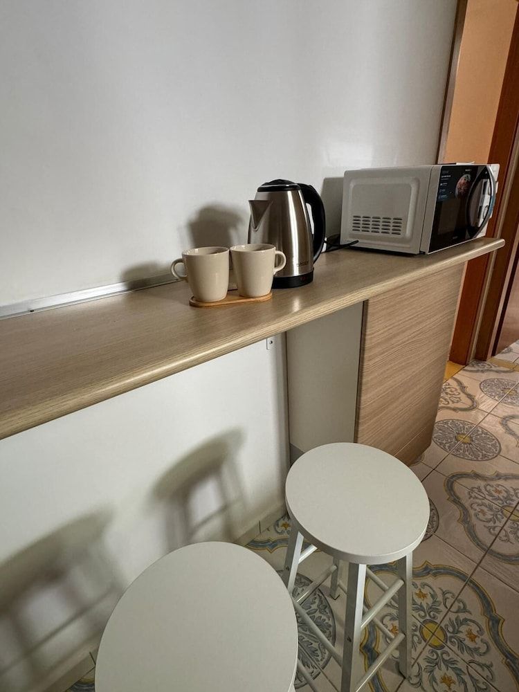 Il Vicoletto Family Quadruple Room (Amalfi) 8