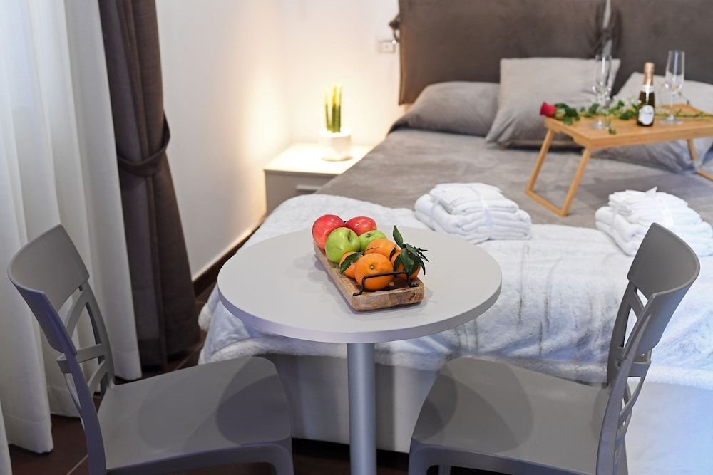 B&B In Centro Storico Salerno Double Room, Jetted Tub (Irene) 2