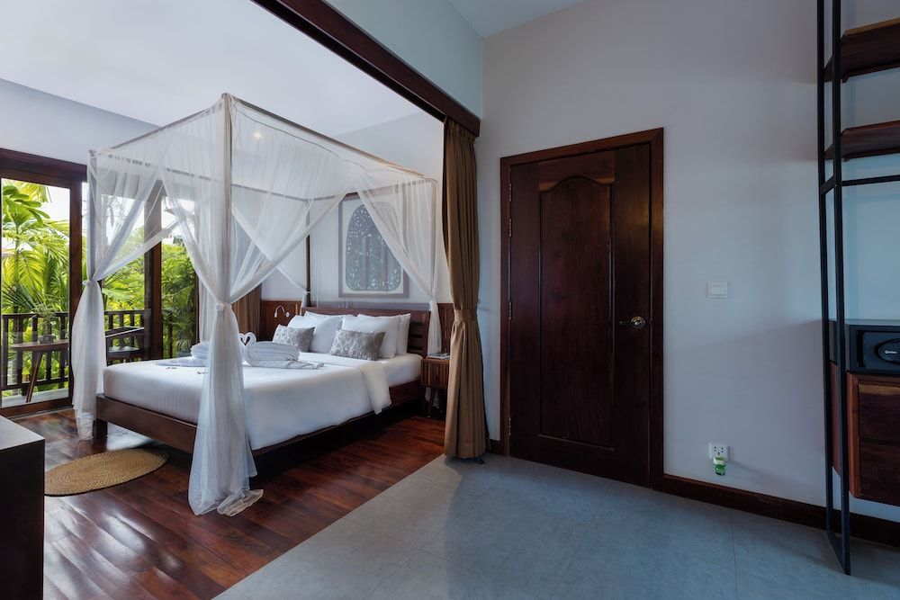 Golden Vishnu Villa Cozy and Spacious 2 Bedrooms Villa With Pool View 4