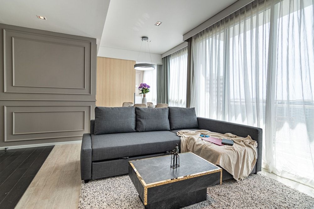 Veranda Beachfront Residence Pattaya 2 Bedrooms Deluxe Apartment with Partial Sea View 11