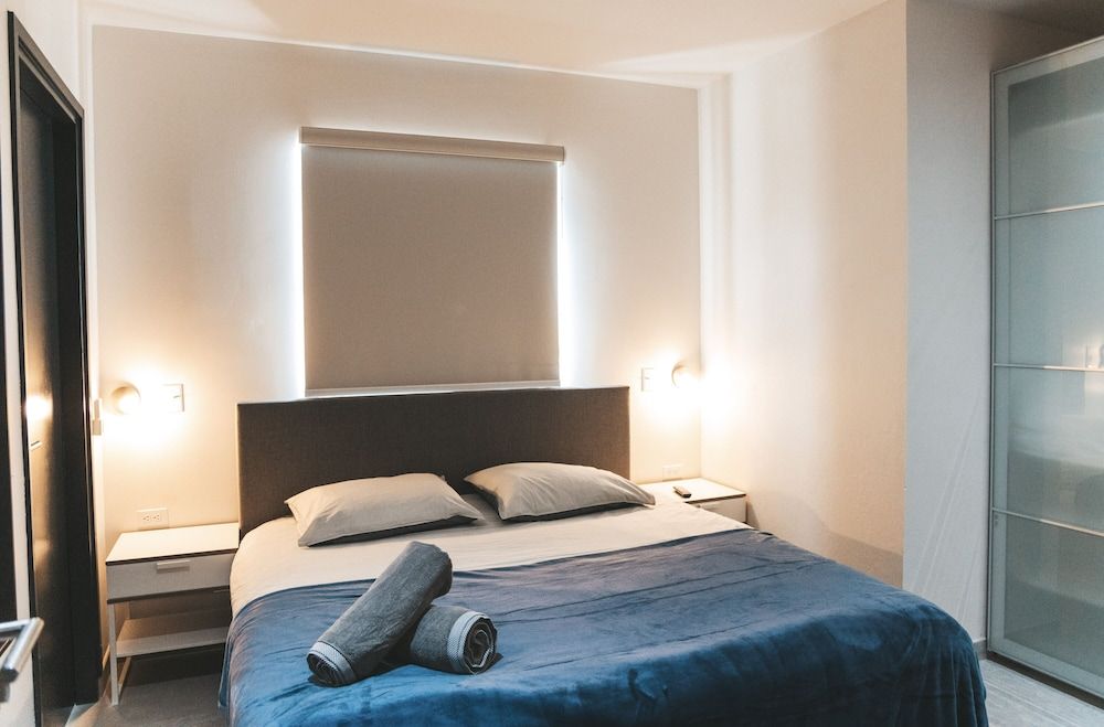 Junior Apartment