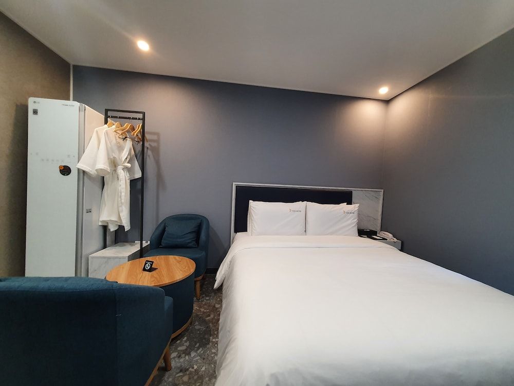 The Muse Hotel & Residence Executive Studio Suite 2