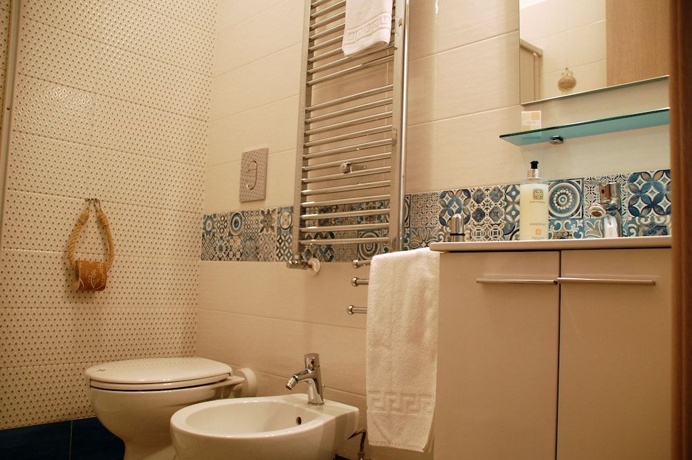 Dimore del Sud Family Triple Room, 1 Bedroom, City View 14