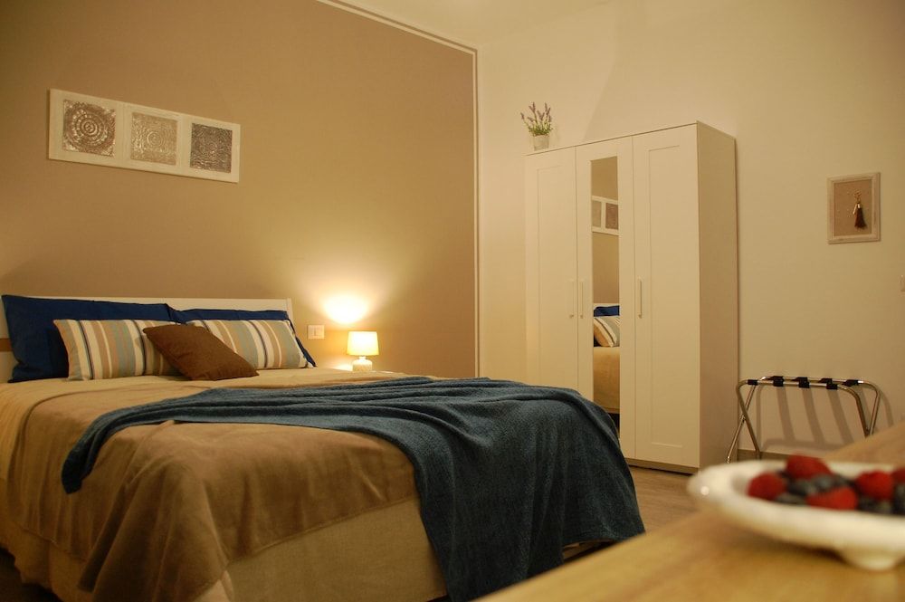 Dimore del Sud Family Triple Room, 1 Bedroom, City View 5