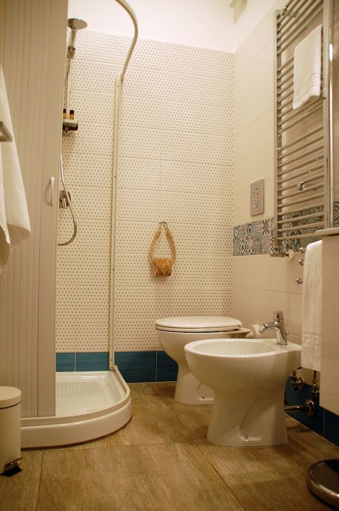 Dimore del Sud Family Triple Room, 1 Bedroom, City View 13