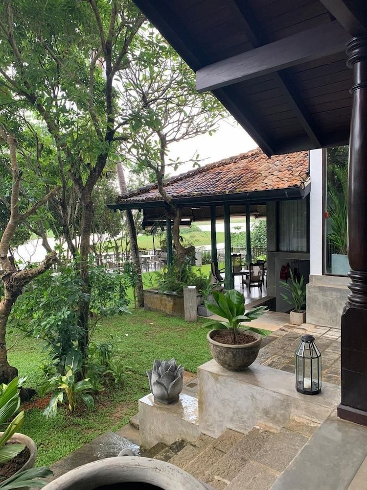 undefined The Postcard Galle 2