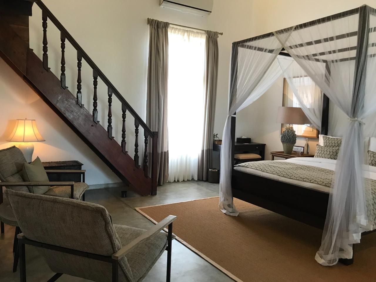 undefined The Postcard Galle 6