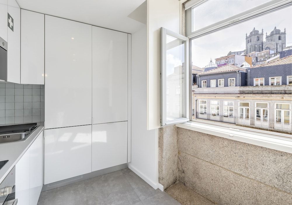 Oporto Collection Mouzinho da Silveira Economy Apartment, 1 Bedroom, City View 4