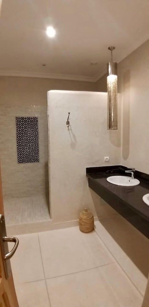 Riad Al Riad Executive Quadruple Room 7