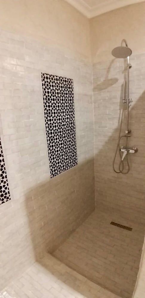 Riad Al Riad Executive Quadruple Room 8