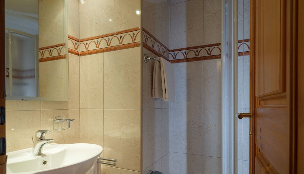 Walliserhof Single Room 5