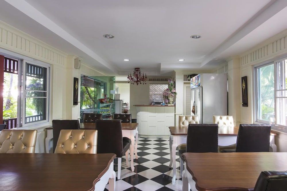 undefined Orchid Resort 7