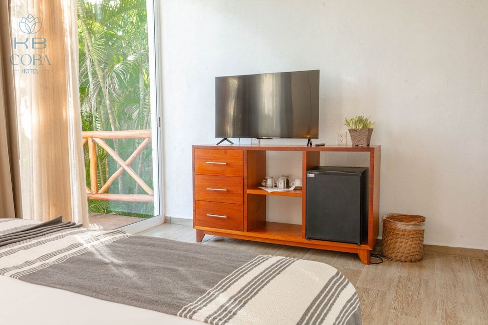 Kaab Coba Junior Room 8