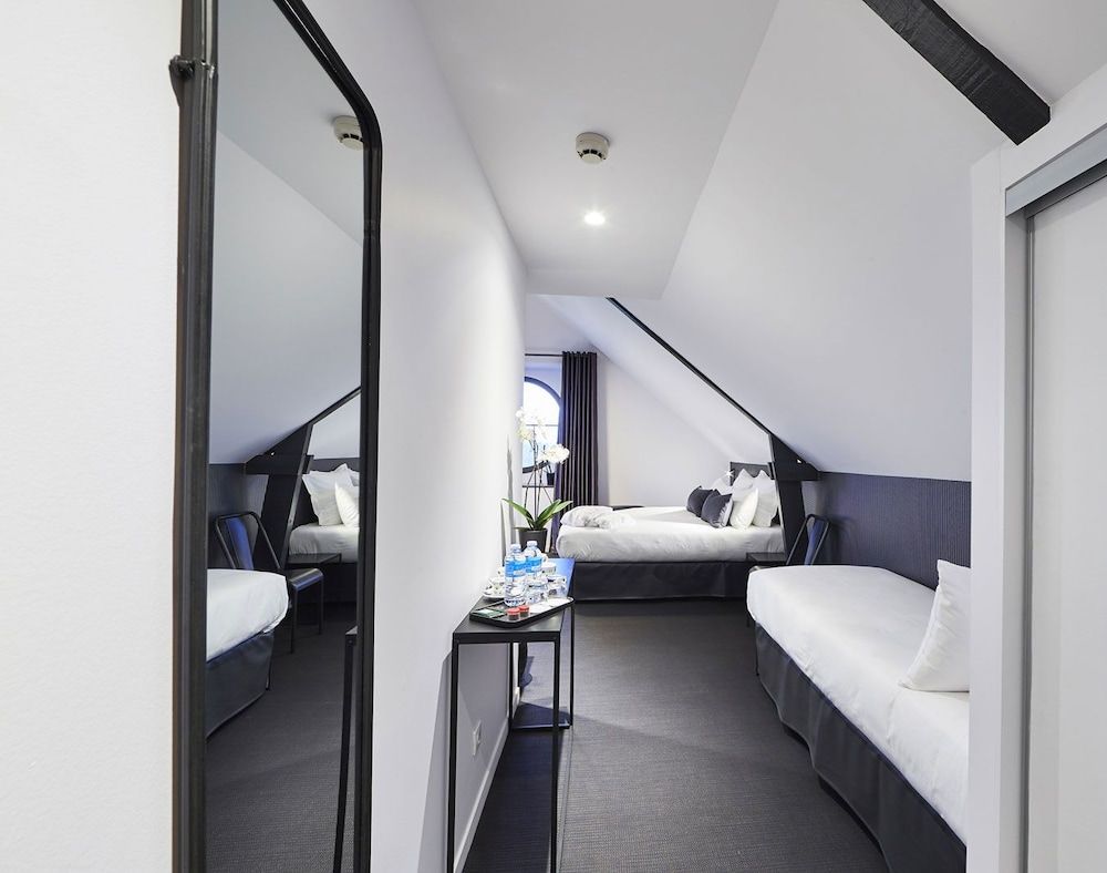 Le Manoir de Kerbot Junior Suite 13