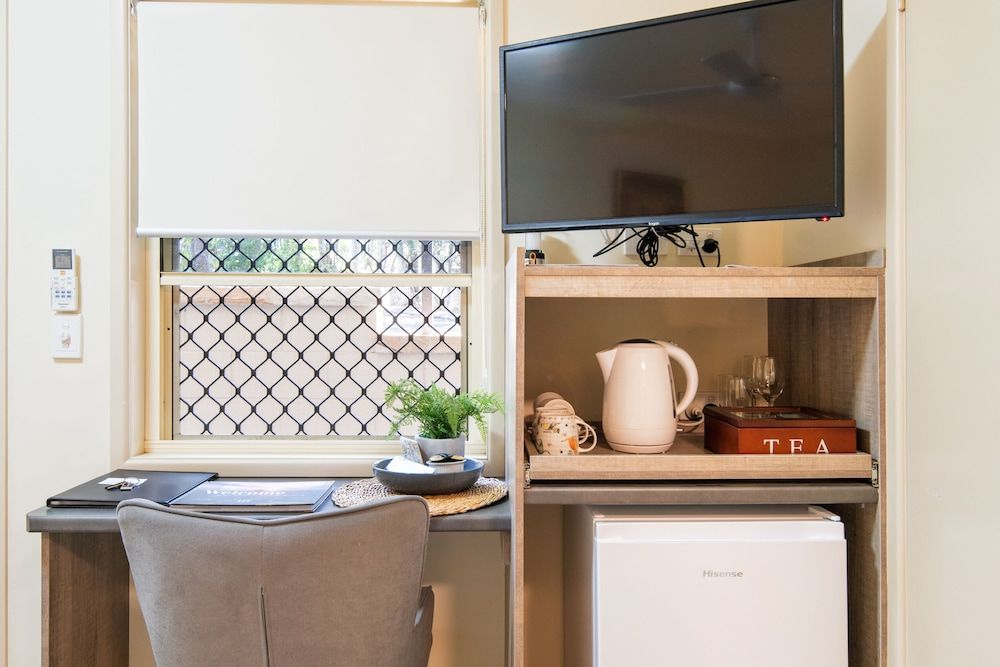 The Guesthouse Ribbonwood Studio at The Guesthouse 7