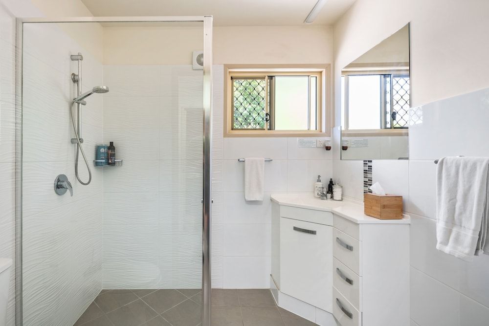 The Guesthouse Ribbonwood Studio at The Guesthouse 9