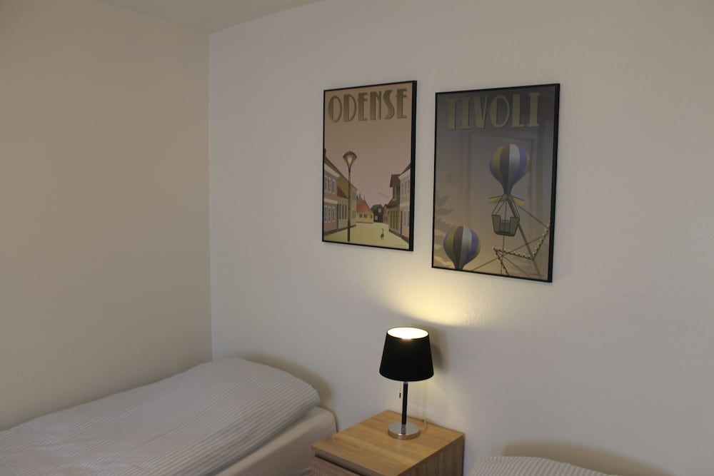 Amalie B&B Apartments Double or Twin Room, Shared Bathroom 13