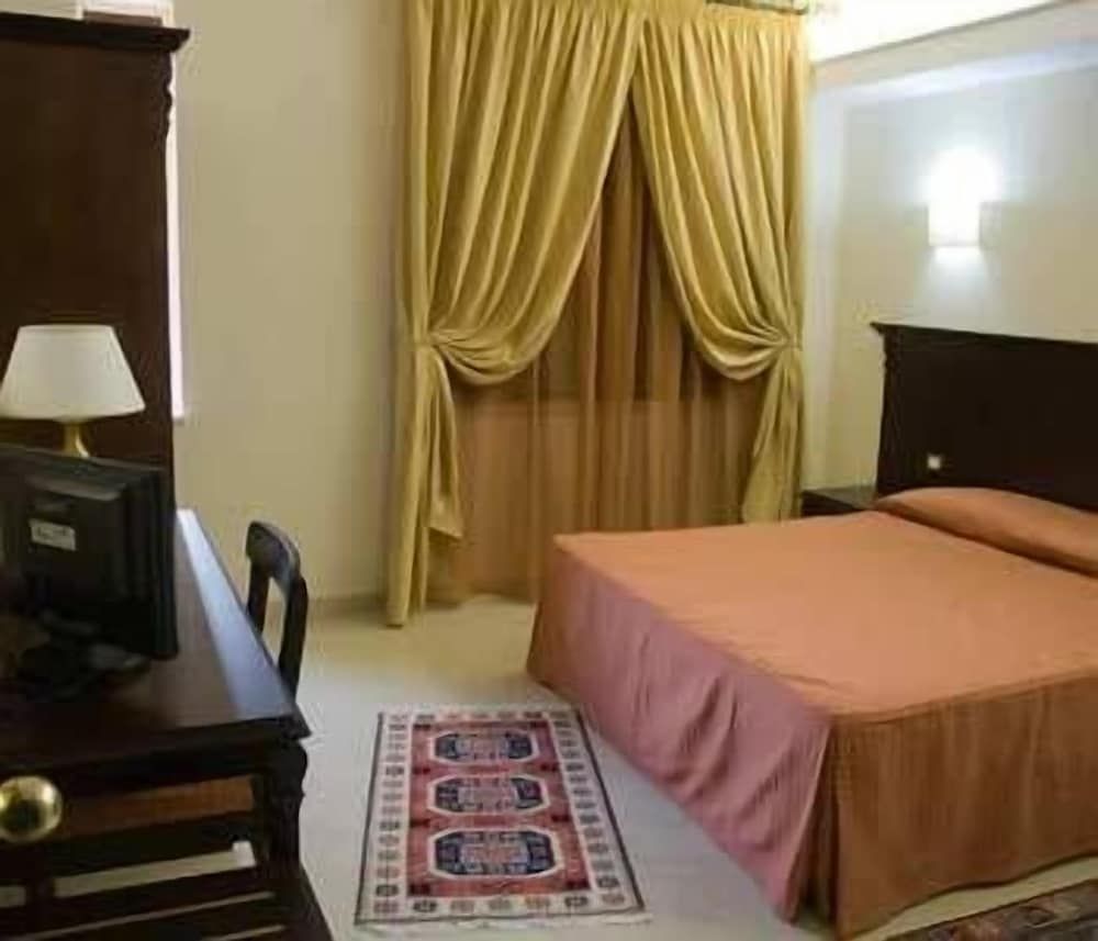 Sammartano Hotel Double Room Single Use 4