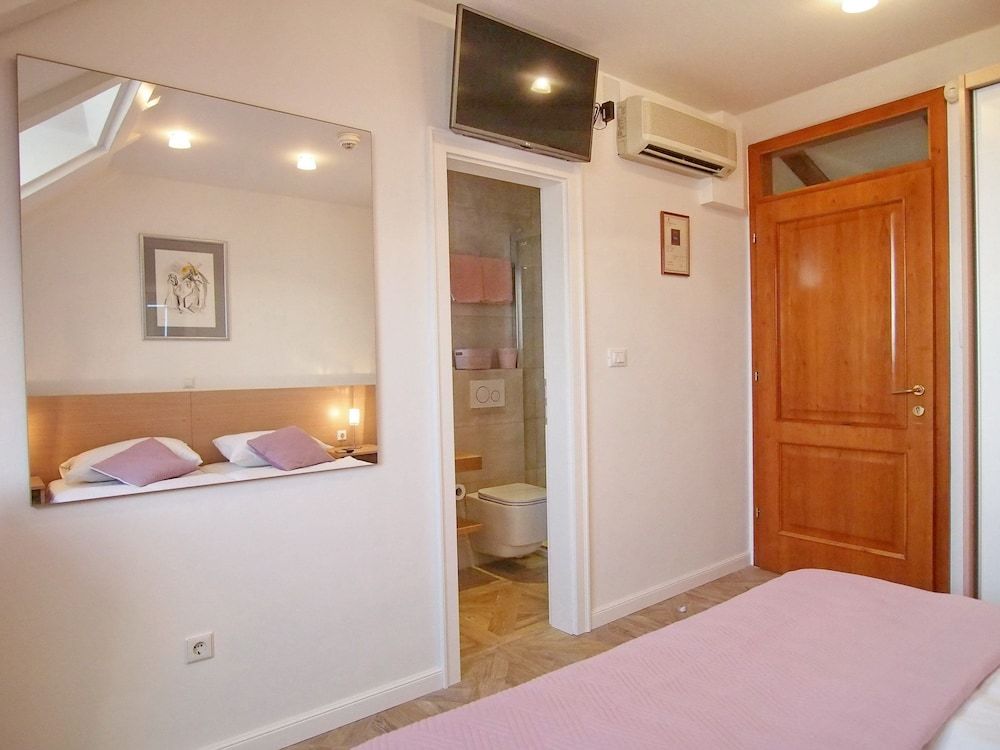 undefined Apartments Ivušić 10