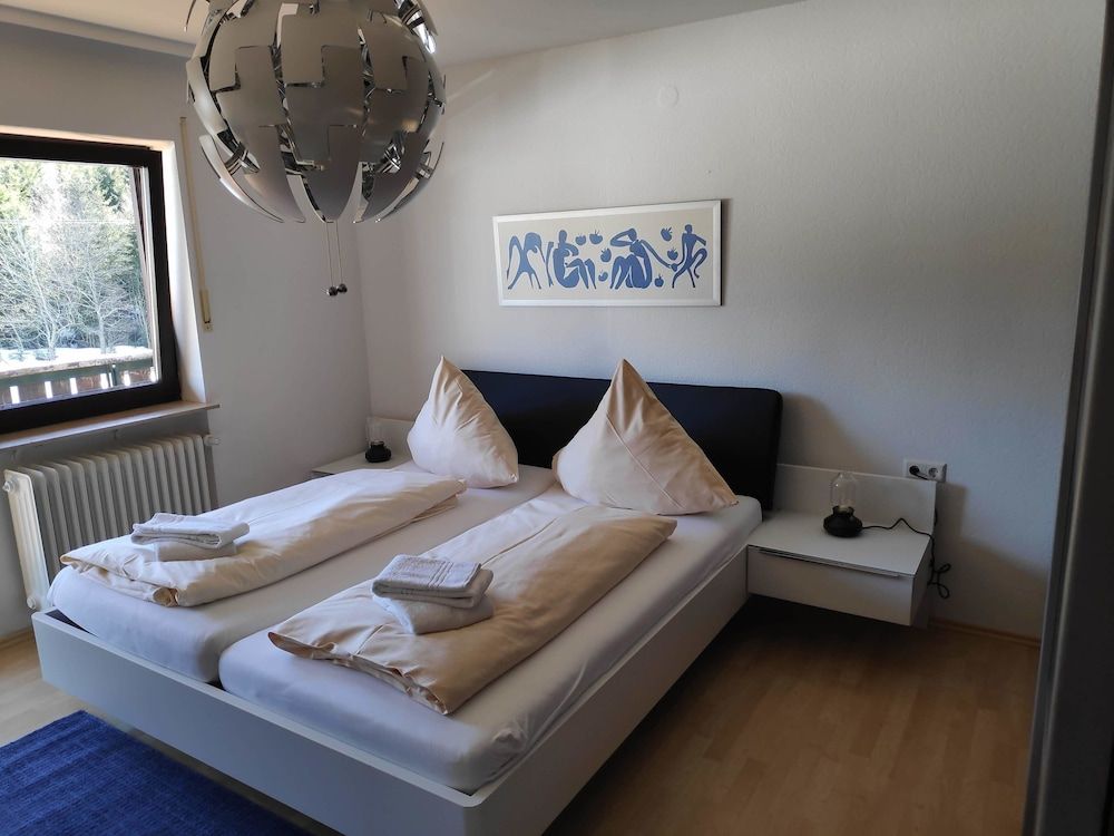 Gasthaus Backhof-Helmle Family Condo, 3 Bedrooms, Non Smoking, Hill View 3