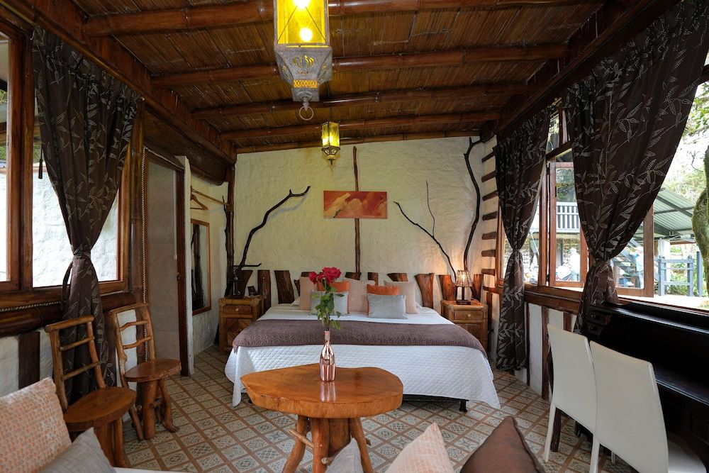 Casa de Piedra Deluxe Bungalow, 1 Bedroom, Terrace, Garden View 2