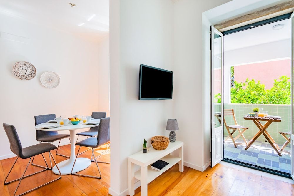 undefined Olarias Terrace Lisbon 3