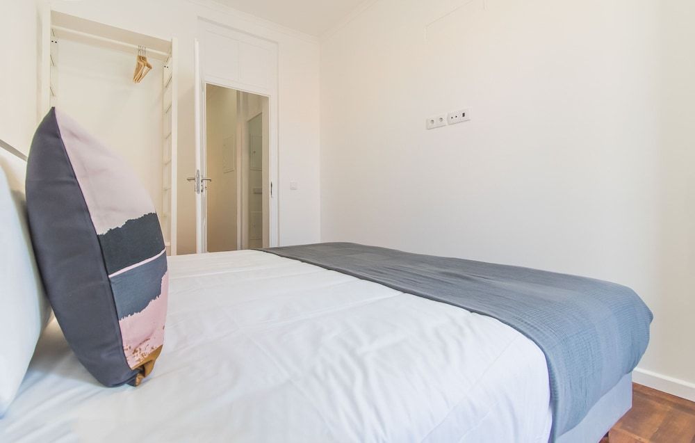 Olarias Terrace Lisbon Apartment, 2 Bedrooms 3