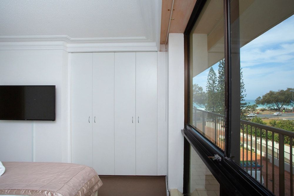 undefined Imperial Surf Private Apartments 5