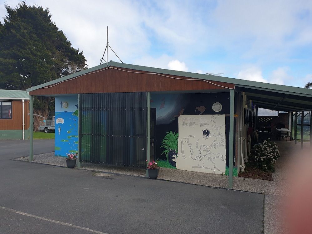 Tidewater Motel and Tourist Park - Hostel Bed in a 6-Bed Female Dorm, Shared Bathroom 4