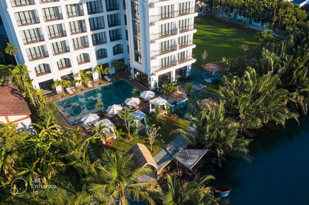 undefined Shining Riverside Hoi An Boutique and Spa
