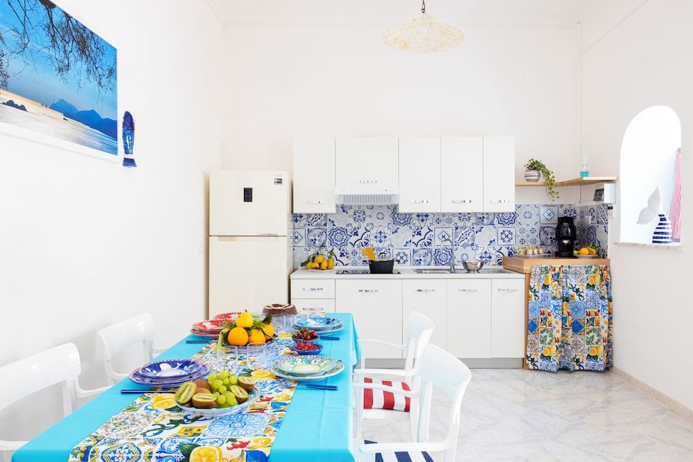 undefined Adoro Home 10