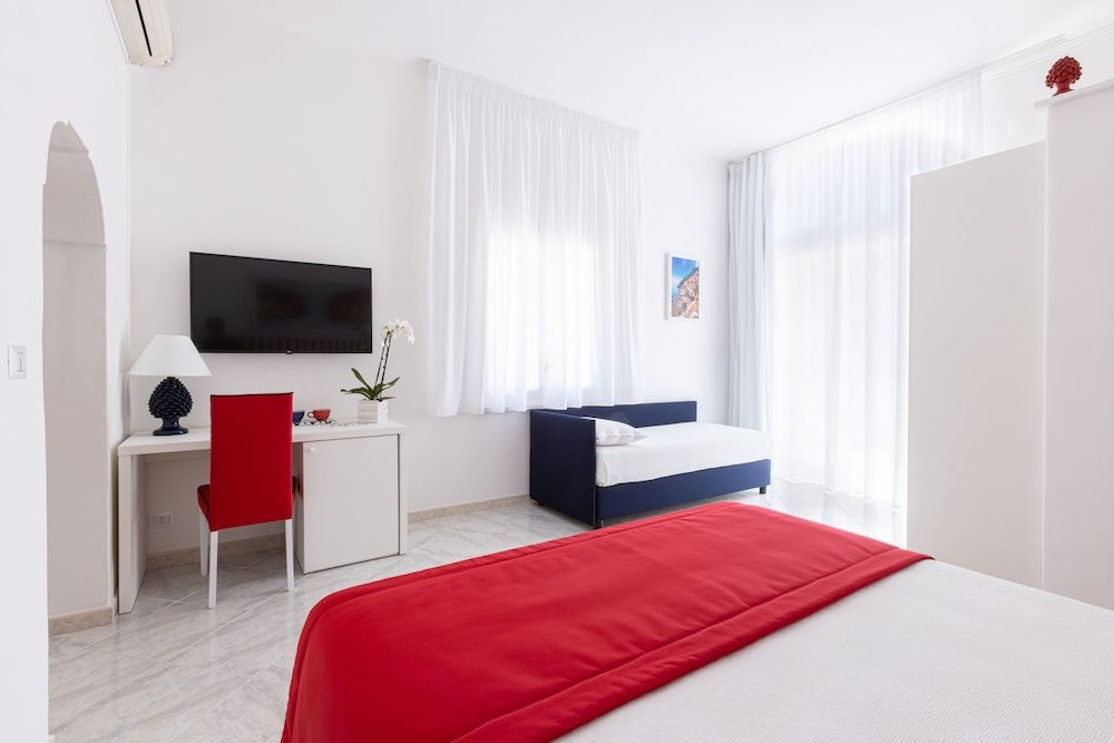 undefined Adoro Home 8