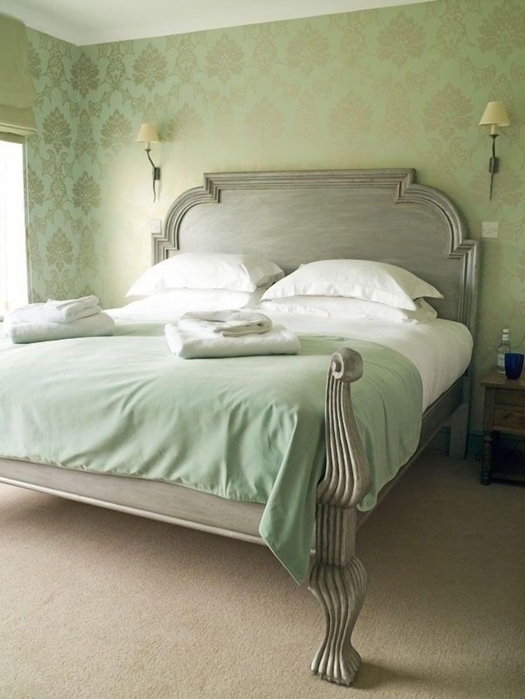 Elephant Hotel Chic Double Room 6