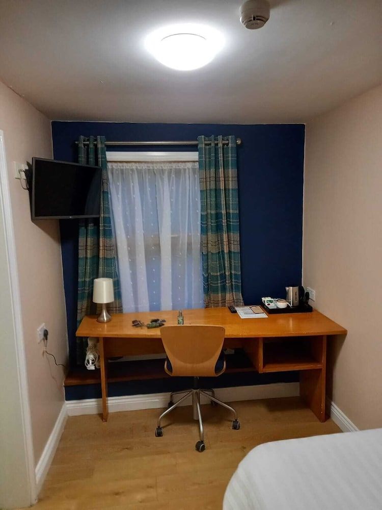 The Renishaw Single Room 10