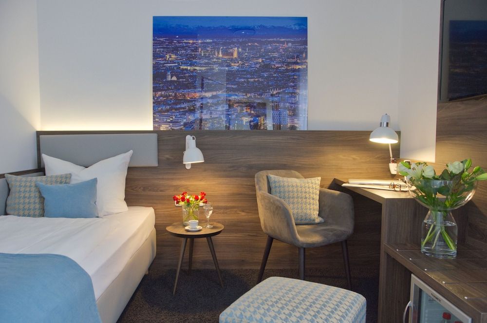 undefined Lizz Hotel Munich 3