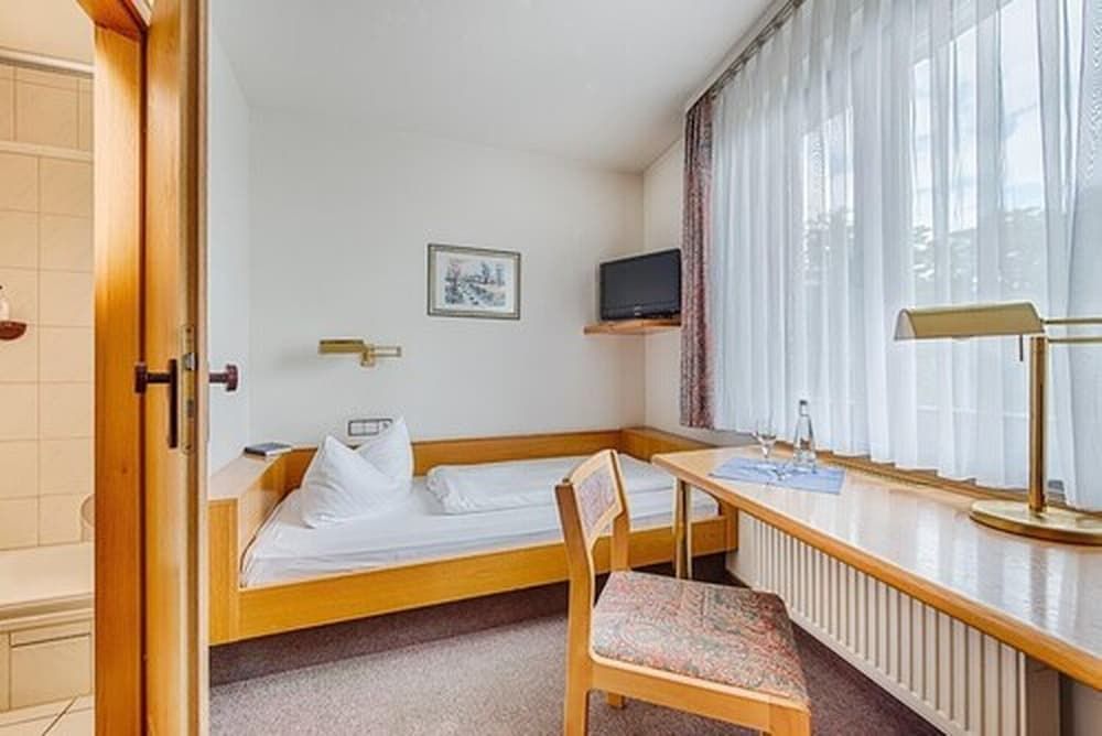 Comfort Single Room