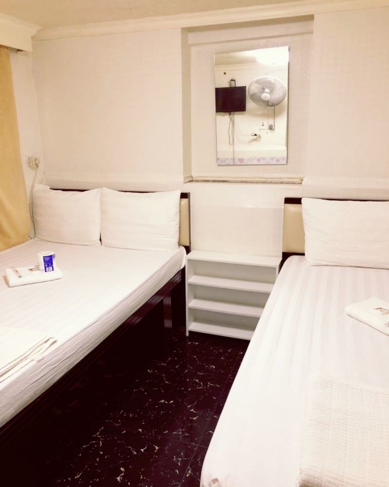 Taj Super Deluxe Comfort Triple Room, Multiple Beds, Non Smoking 9