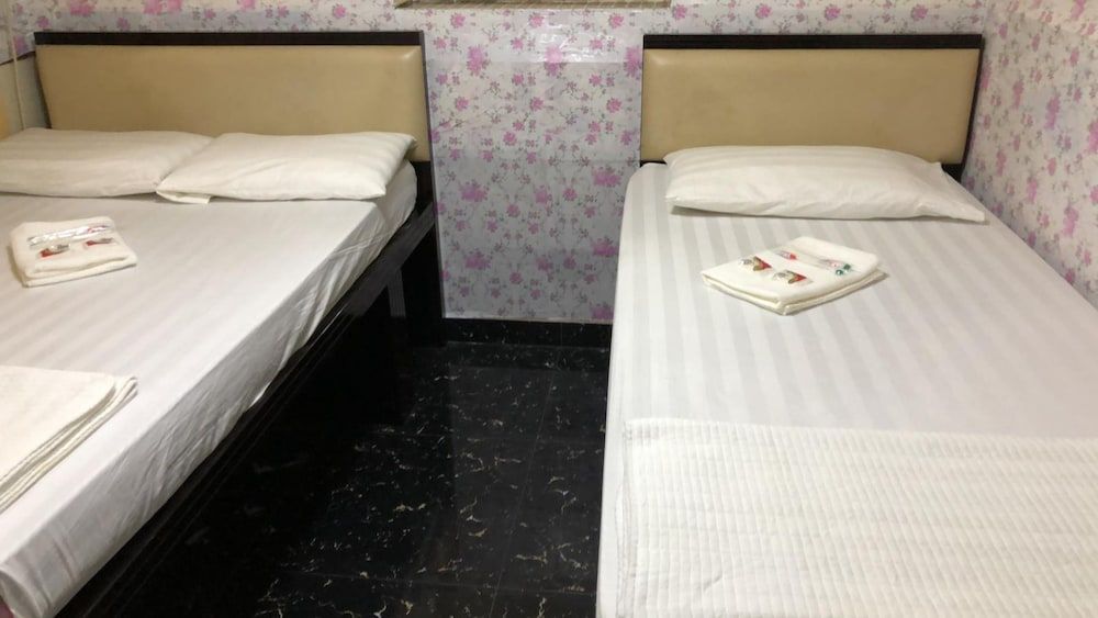 Taj Super Deluxe Comfort Triple Room, Multiple Beds, Non Smoking 8