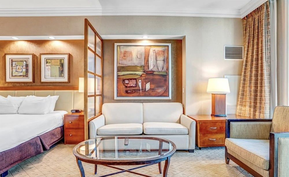 Premium Studio Suite, 1 King Bed with Sofa bed, Balcony, City View