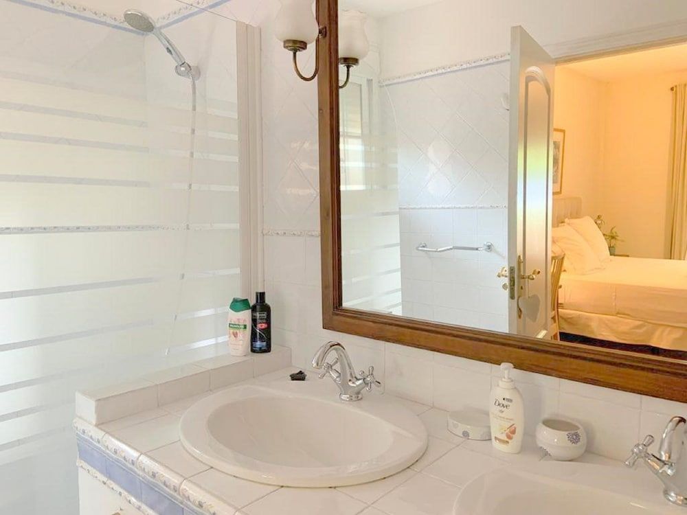 Comfort Double Room, Ensuite, Garden View (Doble Deluxe)