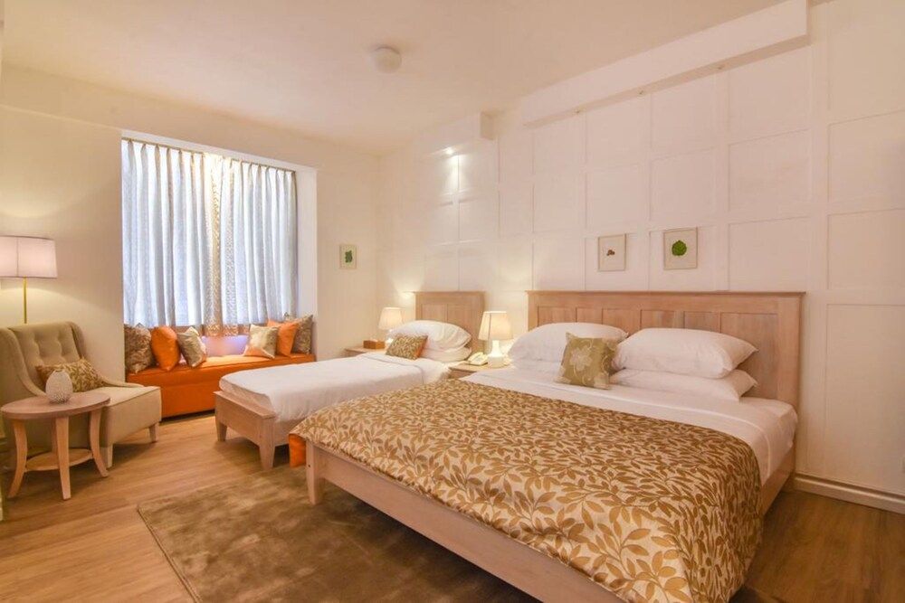 undefined The Lynden Grove Hotel 4