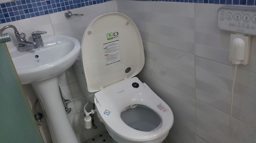 Jukjeon Guesthouse iwantlivingtel Standard Twin Room, 1 Bedroom 4