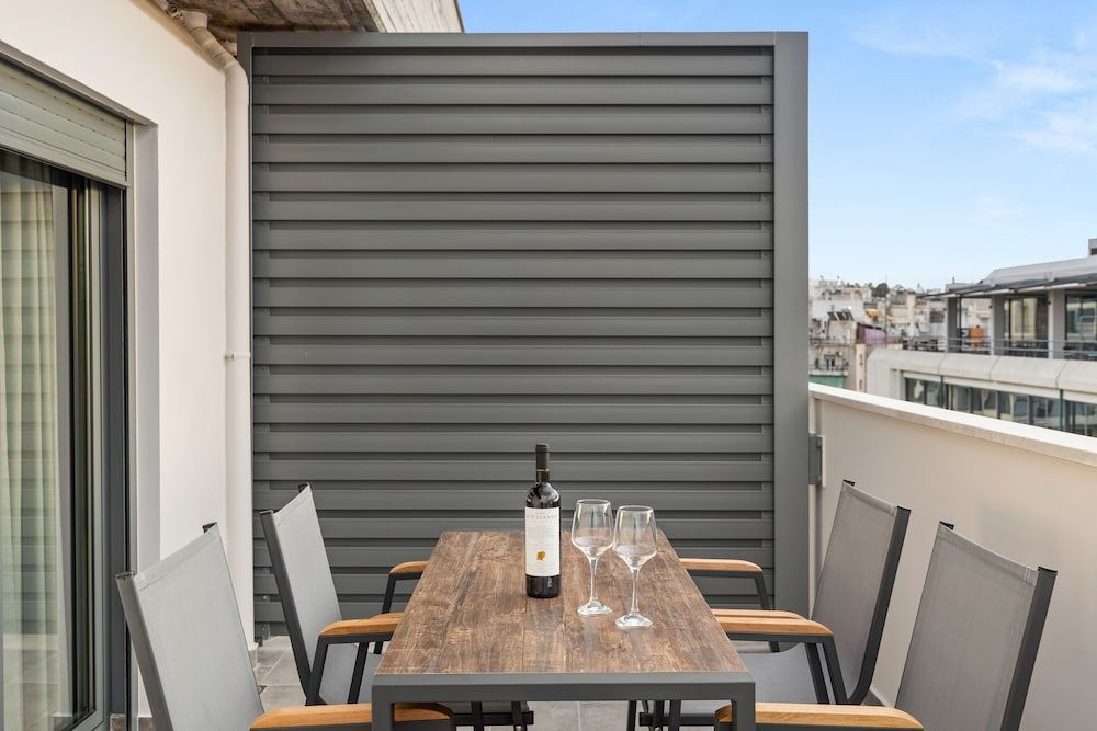 Athenian View Loft Standard Double Room 4