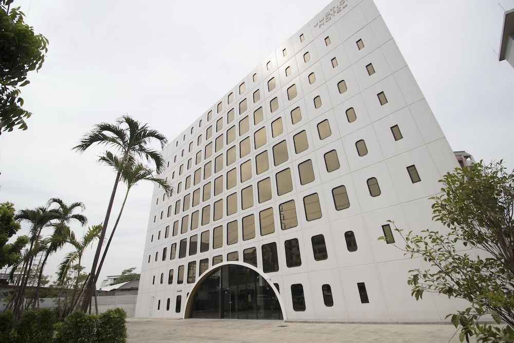 undefined Justice Hotel 3